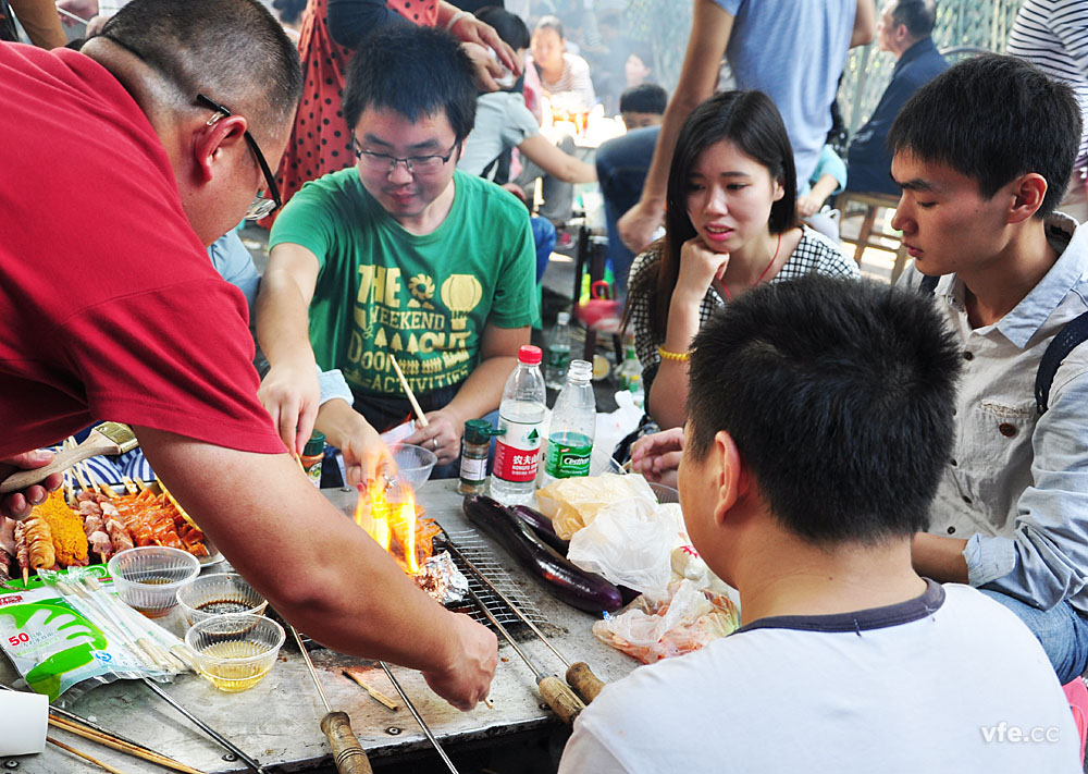 銀河燒烤活動(dòng)