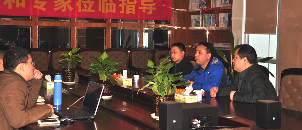 全國電磁計量技術(shù)委員會邵海明秘書長在湖南省計量檢測研究院李慶先副院長的陪同下，蒞臨銀河電氣指導(dǎo)工作